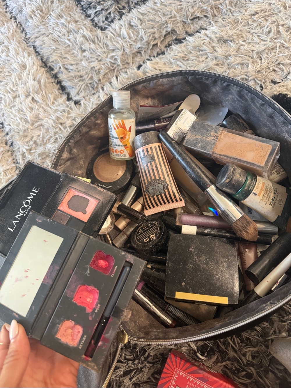 Makeup Lot - Picture 3 of 5